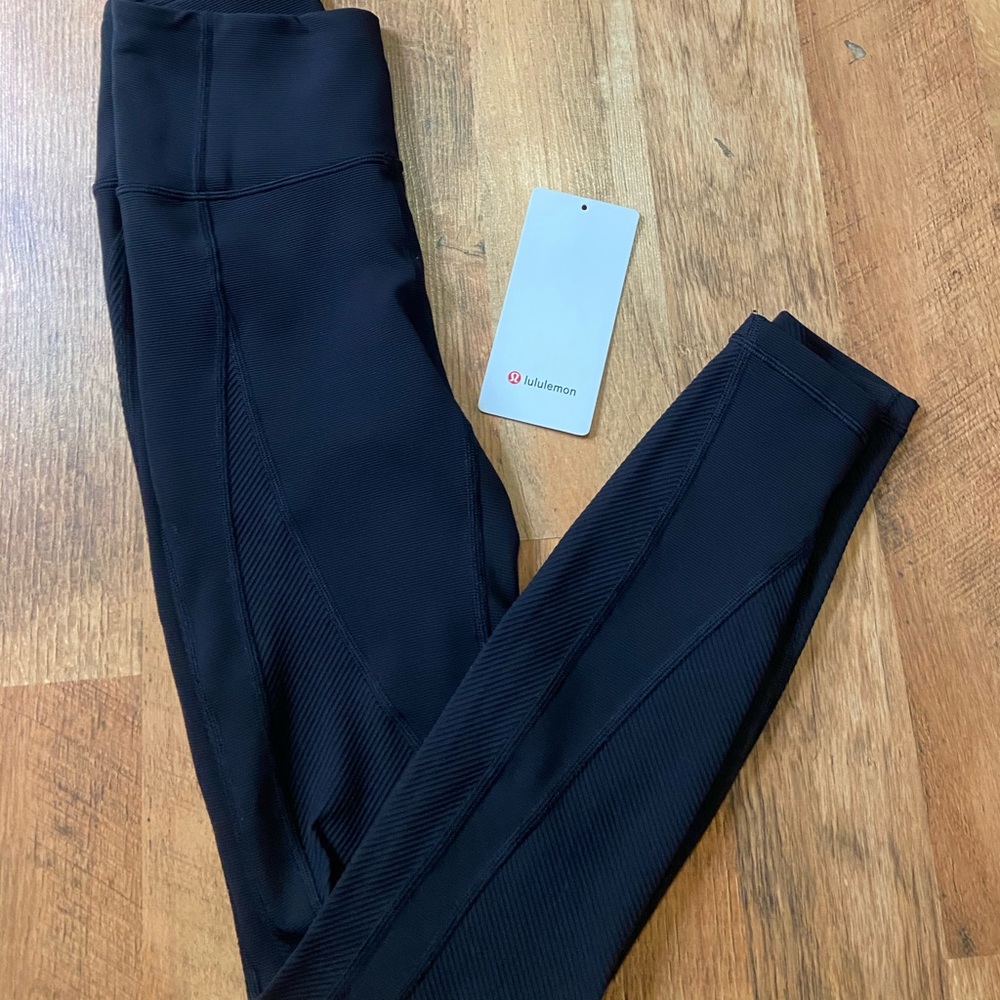 NWT lululemon Wunder Under HR tight 28” size 2
